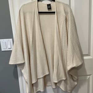 Soft saks fifth avenue cardigan